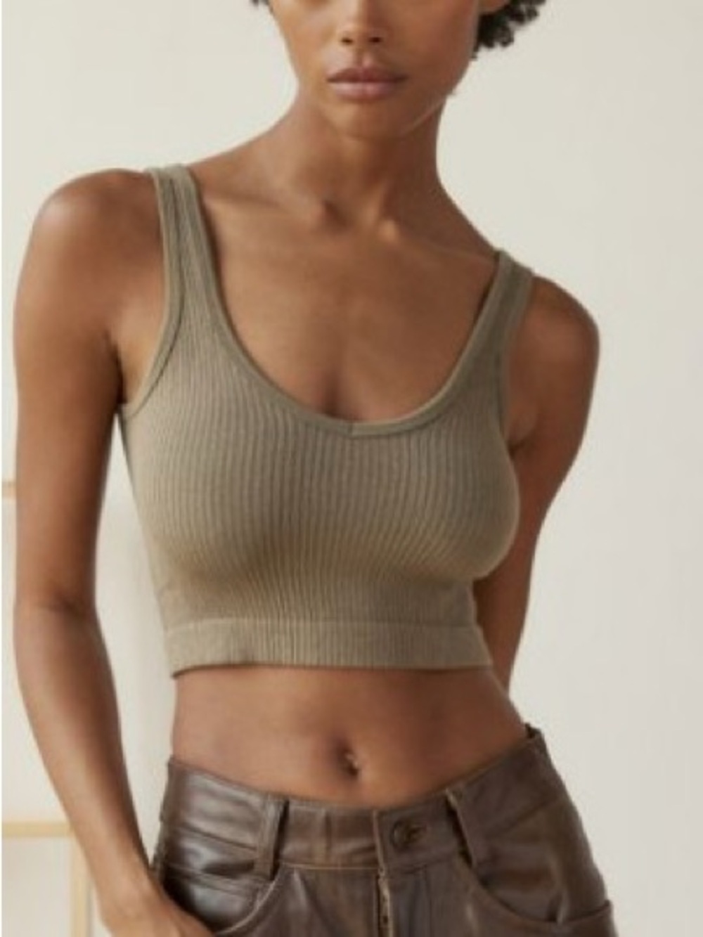 Urban Outfitters Out from Under Drew Seamless Ribbed Cropped Tank Top